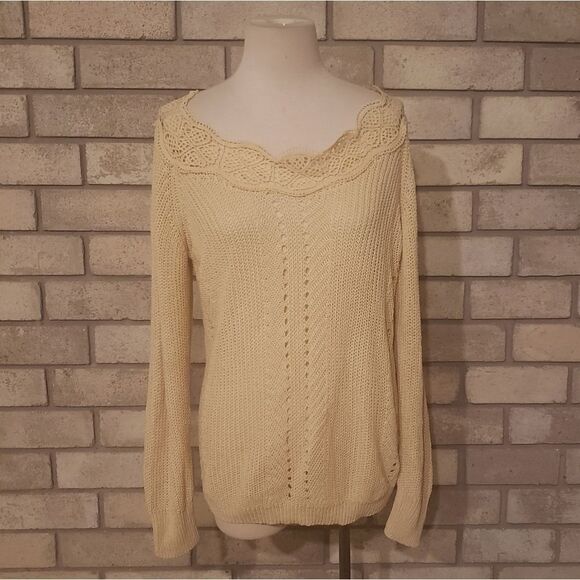 3for$20 (Medium) Sweater - Picture 1 of 4